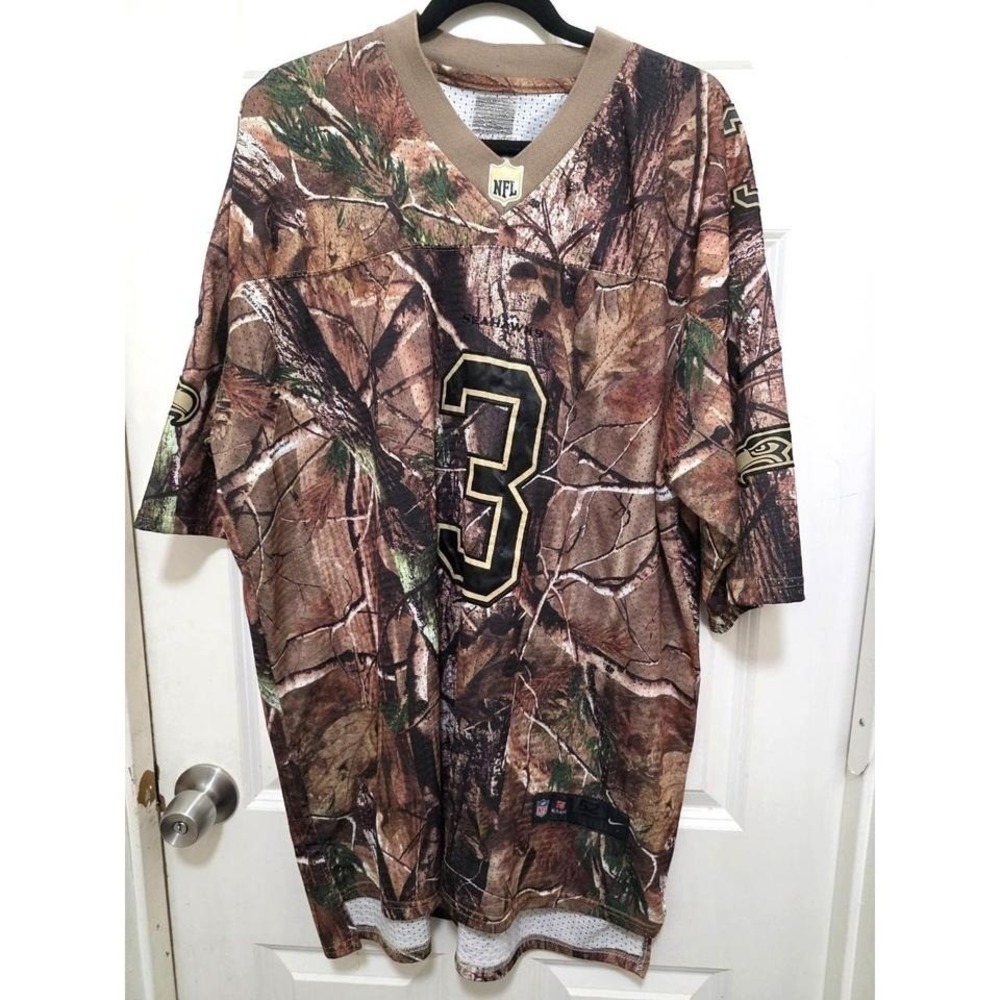 Nike NFL Seattle Seahawks Men 52 Camouflage Jersey Wilson #3 Hiking Game - Picture 2 of 8